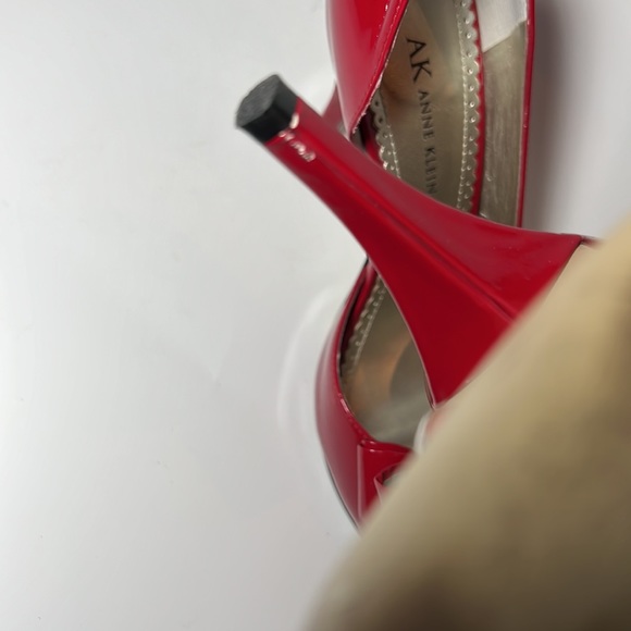 Red large bow heels - Picture 7 of 9